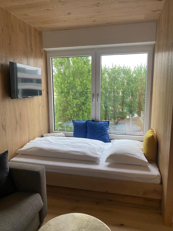 Livero Apartments Sankt Polten Bagian luar foto
